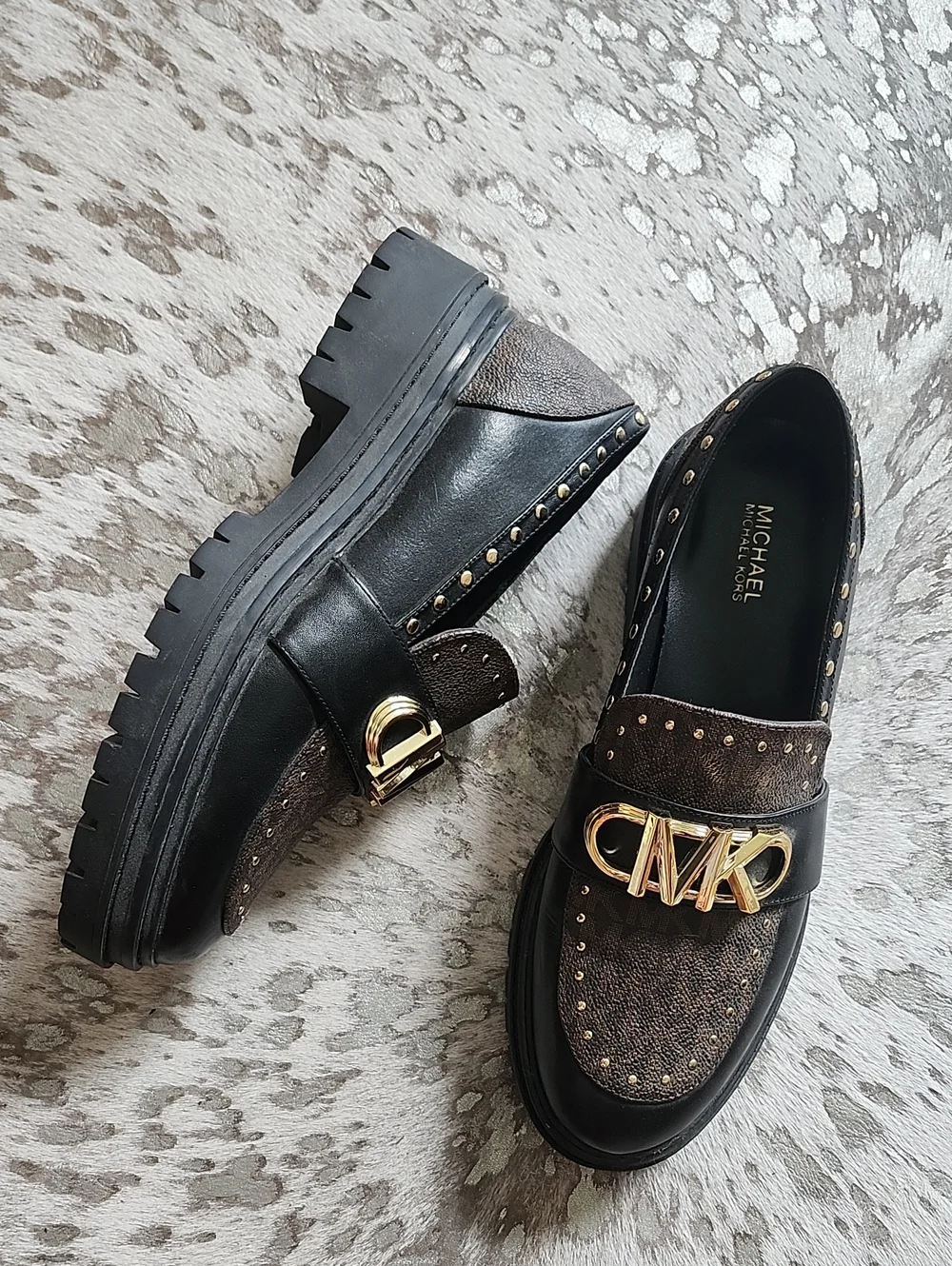 Michael Kors Parker Studded Leather Logo Loafer Sz7